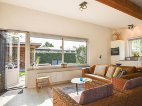 Beachside holiday home in Kamperland with garden